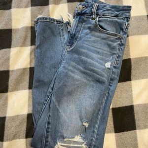 Distressed Next Level Stretch American Eagle Curvy Hi Rose Jeggings